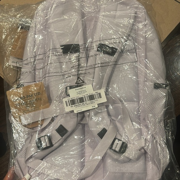 Brand new North face backpack lilac color - Picture 2 of 2